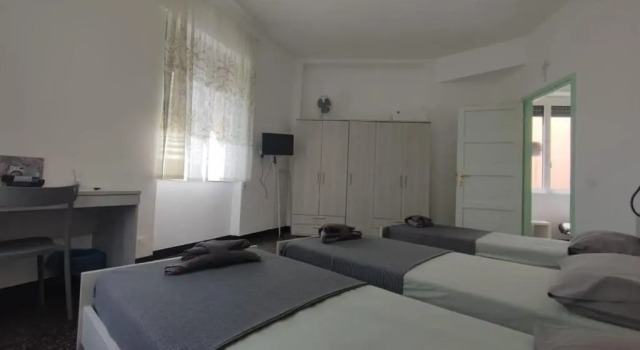 Ostello Le Ville di Cornigliano by SMART-HOME, Забронировать Хостел Отели Генуи с парковкой, Парковка
