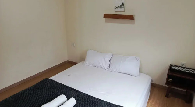 Suisen by Semusim Villa, Réserver Villa Hôtels à Cipanas avec parking, Parking