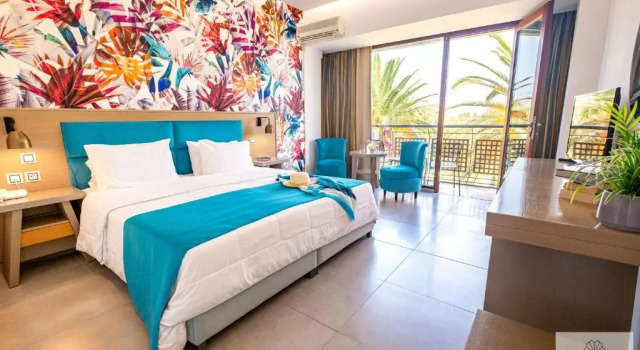 Двухместный номер Standard с балконом May Beach Hotel