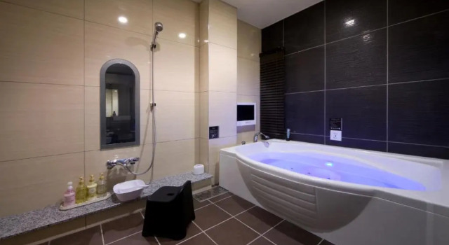 Номер Superior JEWEL HOTEL LUXURY MODERN