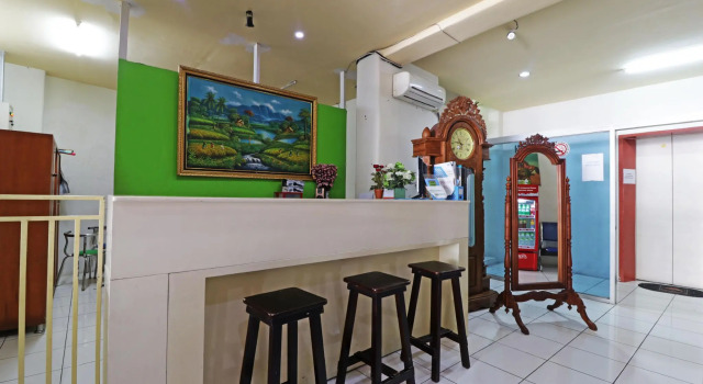 Anno Guesthouse, Rezervovat Hotel Hotely v Sulawesi s parkováním, Parkování