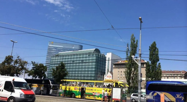Wohnen im Herzen von Wien at the Waterfront, Забронировать Отель Отели Вены с парковкой, рядом с Бюргертеатр, Парковка