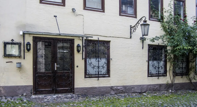 Ferienwohnungen Große Straße 48, Забронировать Отель Отели Фленсбург 3 звезды, рядом с Фленсбургская гавань, 3*