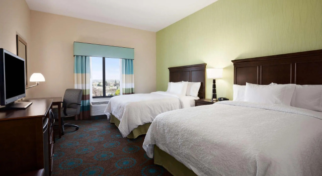 Четырёхместный номер Standard Hampton Inn Los Angeles Intl Airport/Hawthorne