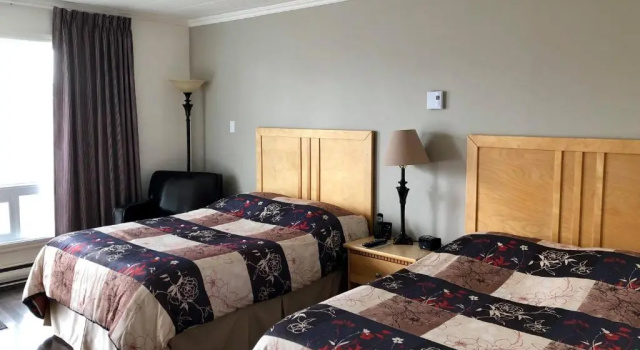 Четырёхместный номер Standard Riôtel Carleton-sur-Mer