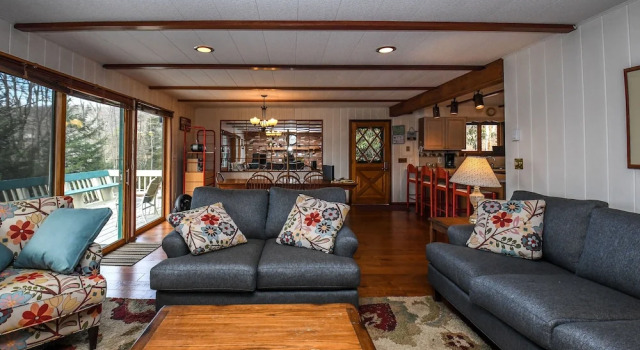 Our Golden Retreat 5 Bedroom House, Réserver Maison de vacances Swanton Ohio