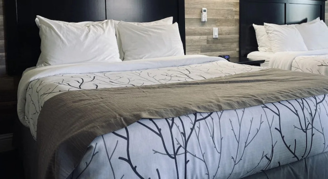 Двухместный номер Standard с балконом Salida Inn & Monarch Suites
