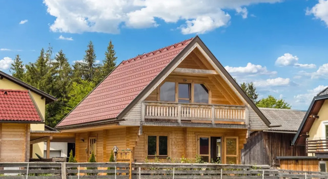Шале с балконом Cozy Holiday Home in Finkenstein near Lake