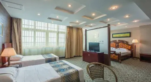 Люкс Presidential Zhaori International Hotel