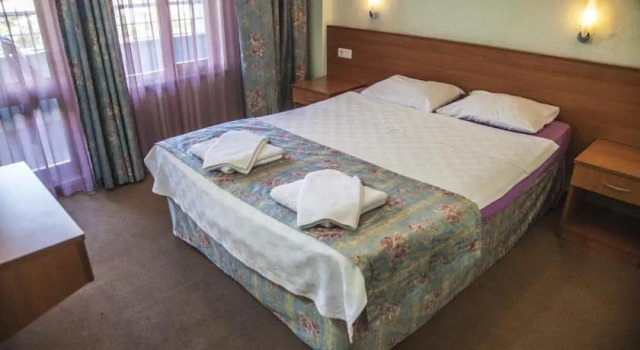 Baris Hotel