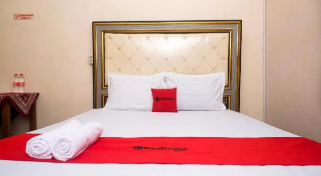 RedDoorz Syariah near Flyover Palur, Reserva ahora Hotel Palur Java Central
