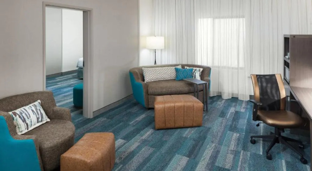 Люкс Отель Courtyard by Marriott Fort Worth Historic Stockyards