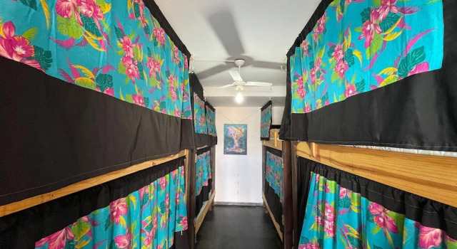Кровать в общем номере (женский номер) Salve Maloca Hostel