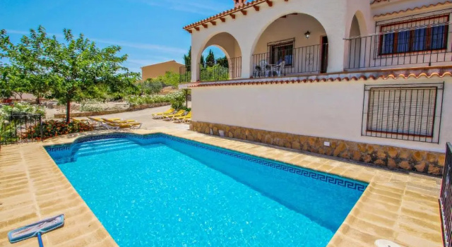Коттедж Laura-28A - traditionally furnished detached villa with peaceful surroundings in Calpe