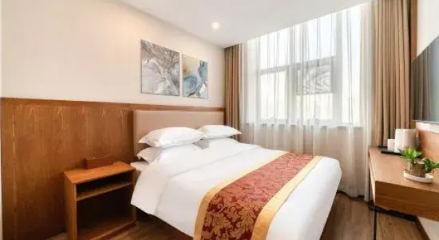Люкс Deluxe Yongle Hotel (Tianjin Wuqing Sports Center)