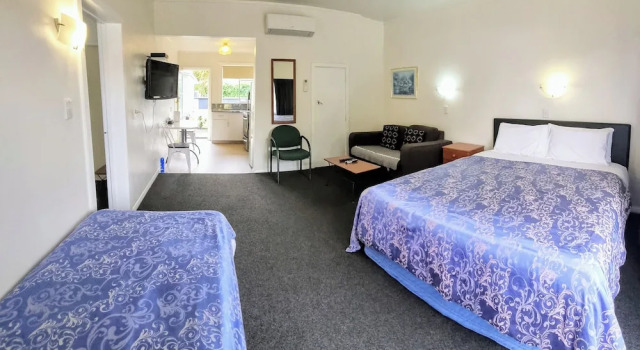 Семейный номер Standard c 1 комнатой Cambrian Lodge Motel