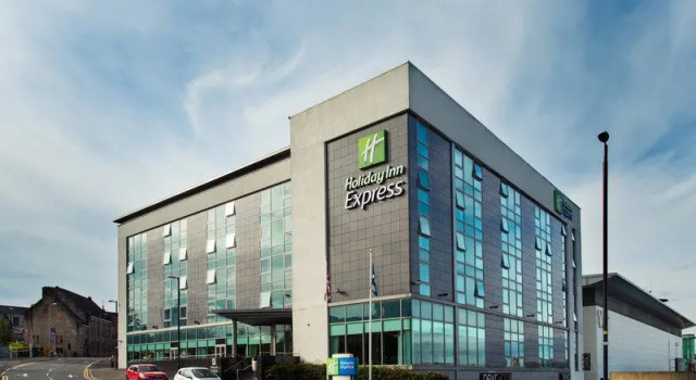 Кровать в общем номере Holiday Inn Express Hamilton by IHG