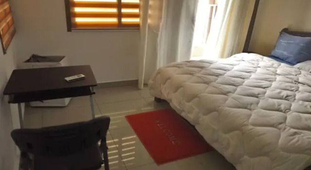 Residences Est 2 T3, Boek Hotel Marcory 