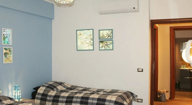 Bright and Colorful Flat in San Lorenzo, Забронировать Отель Сан-Лоренцо Рим, рядом с Вокзал Термини