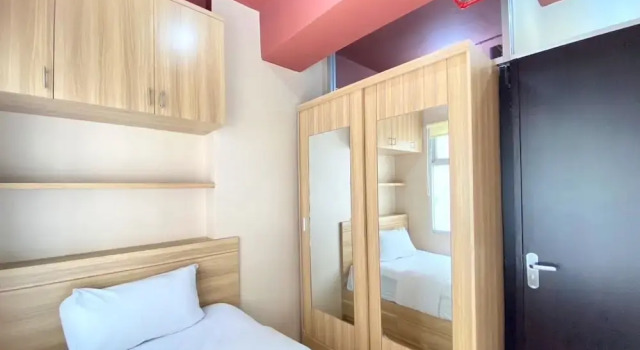 Strategic 2Br At Grand Asia Afrika Apartment, Book Apartment Hotels in Bandung with a Pool, near Braga City Walk, Swimming Pool