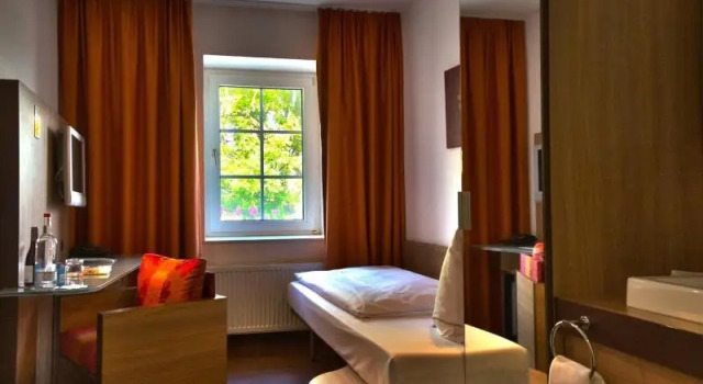 Hotel & Restaurant Brackstedter Mühle, Book Hotel Wolfsburg Brunswick Land