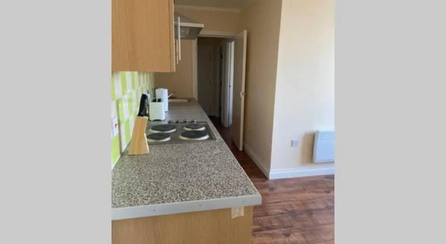 3 Bed Contemporary Crewe apartment, Book Lejlighed Crewe 
