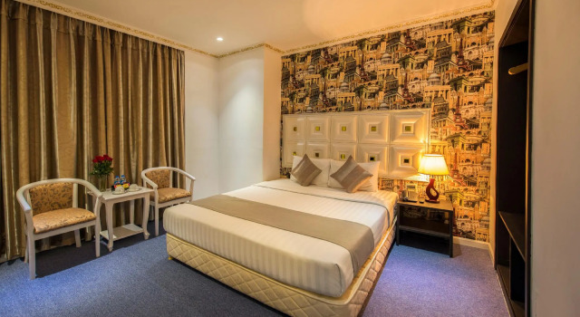 Двухместный номер Deluxe Golden Crown Hotel