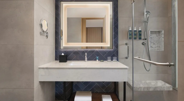 Номер Superior Four Points by Sheraton Amritsar, Mall Road