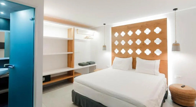 Коттедж c 1 комнатой Golden Bay Suites & Maisonettes