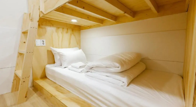 Кровать в общем номере (мужской номер) Seoulite Inn Myeongdong Formerly - Step Inn Myeongdong 2