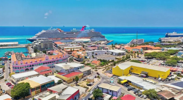 Апартаменты Downtown Oranjestad Apartments & Studios