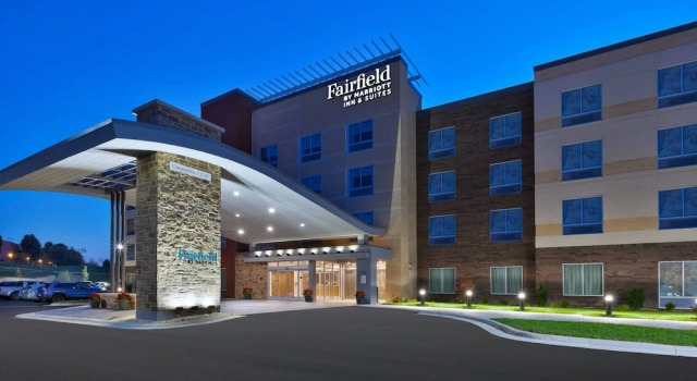 Fairfield Inn & Suites by Marriott Cincinnati Airport South/Florence, Забронировать Отель Отели Флоренс 3 звезды, рядом с Turfway Crossing, 3*