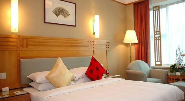 Двухместный номер Standard с видом на горы Zhejiang Narada Grand Hotel