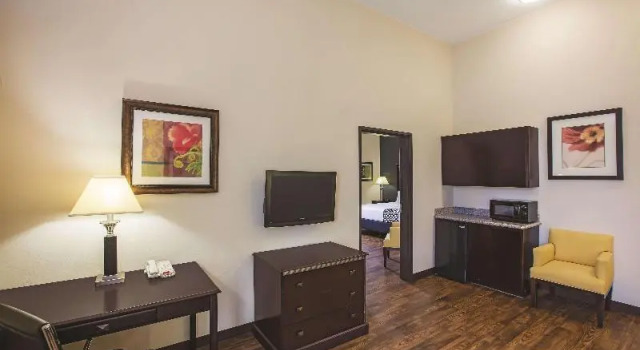 Номер Standard La Quinta by Wyndham Allen at The Village