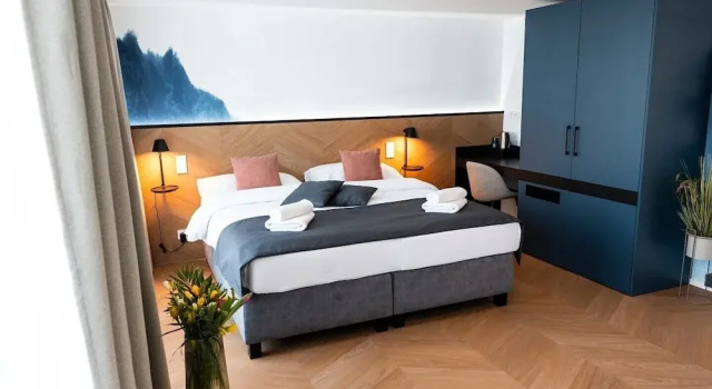 Superior Doppel Zimmer mit Flussblick Botel Marina