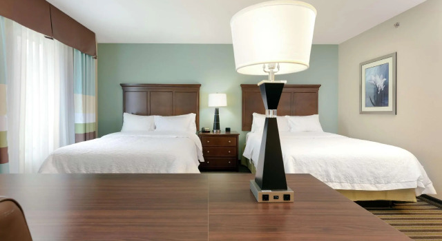 Четырёхместный люкс Hampton Inn and Suites Adairsville/Calhoun Area