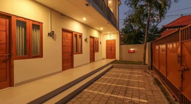 RedDoorz @ Taman Griya Jimbaran 2, Prenota Hotel Hotel a Bali con parcheggio, Parcheggio