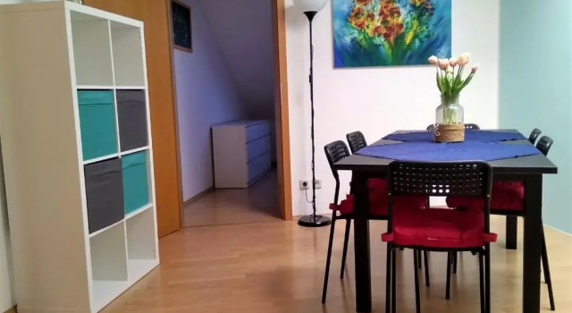 Gastewohnung 4-Raum Wohnung Fur 2-8 Personen, Rezervovat Hotel Hotely v Zwickau s parkováním, Parkování