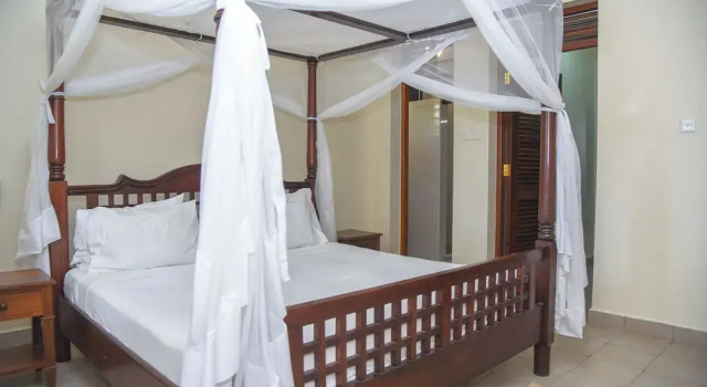 Апартаменты с 2 комнатами с балконом и рядом с пляжем Galu Gardens Apartments Diani Beach