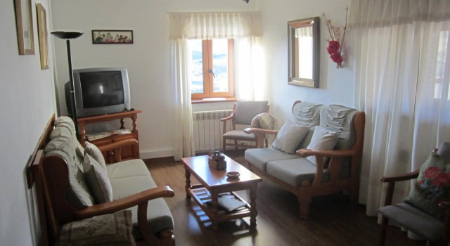Holiday Home La Asomailla, Забронировать Отель Ойос-дель-Эспино Sierra de Gredos