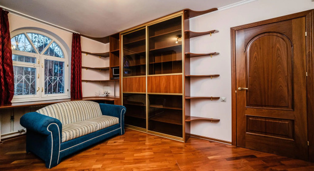 The house on Vasily Buturlin street 108, Prenota Casa vacanze Ville a Mosca, Villa