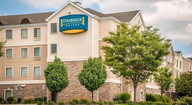 Staybridge Suites Toledo/Maumee, an IHG Hotel, Reserva ahora Hotel Hoteles en Maumee con piscina, Piscina