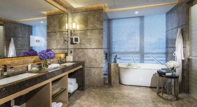Двухместный номер Grand Four Seasons Four Seasons Hotel Shenzhen