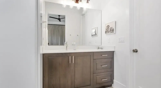 20 At Bloomington Country Club 3 Bedroom Condo by Redawning