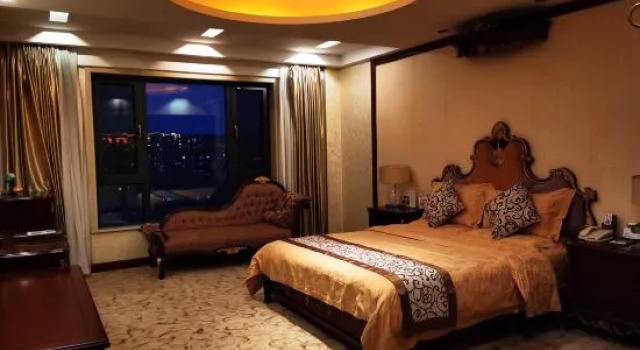 Люкс Executive Hengrui International Hotel