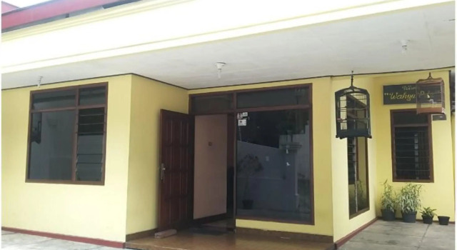 Villa Wahyu Pitu, Prenota Villa Hotel 3 stelle a Trawas, 3*