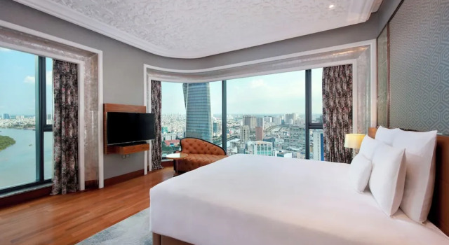 Номер Standard The Reverie Saigon Residential Suites