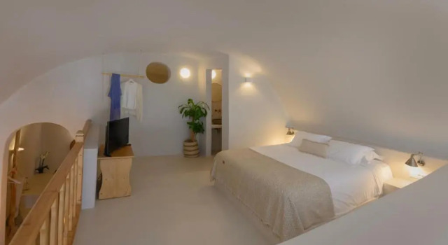 Elements Cave Suites, Забронировать Отель «постель и завтрак» Мегалохори Санторини, рядом с Винодельня Гавала