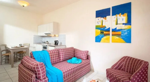 Compass Stalis Beach Hotel, Rezerwuj Hotel Hotele w Retimno z parkingiem, Parking