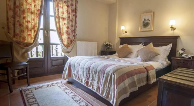 Одноместный номер Standard Hotel Doupiani House